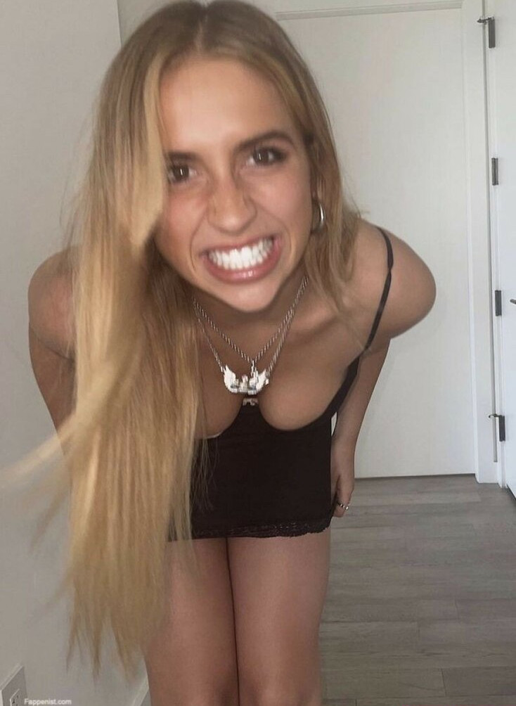 tate-mcrae Nude Leaks OnlyFans Photos #755 - Fapshots