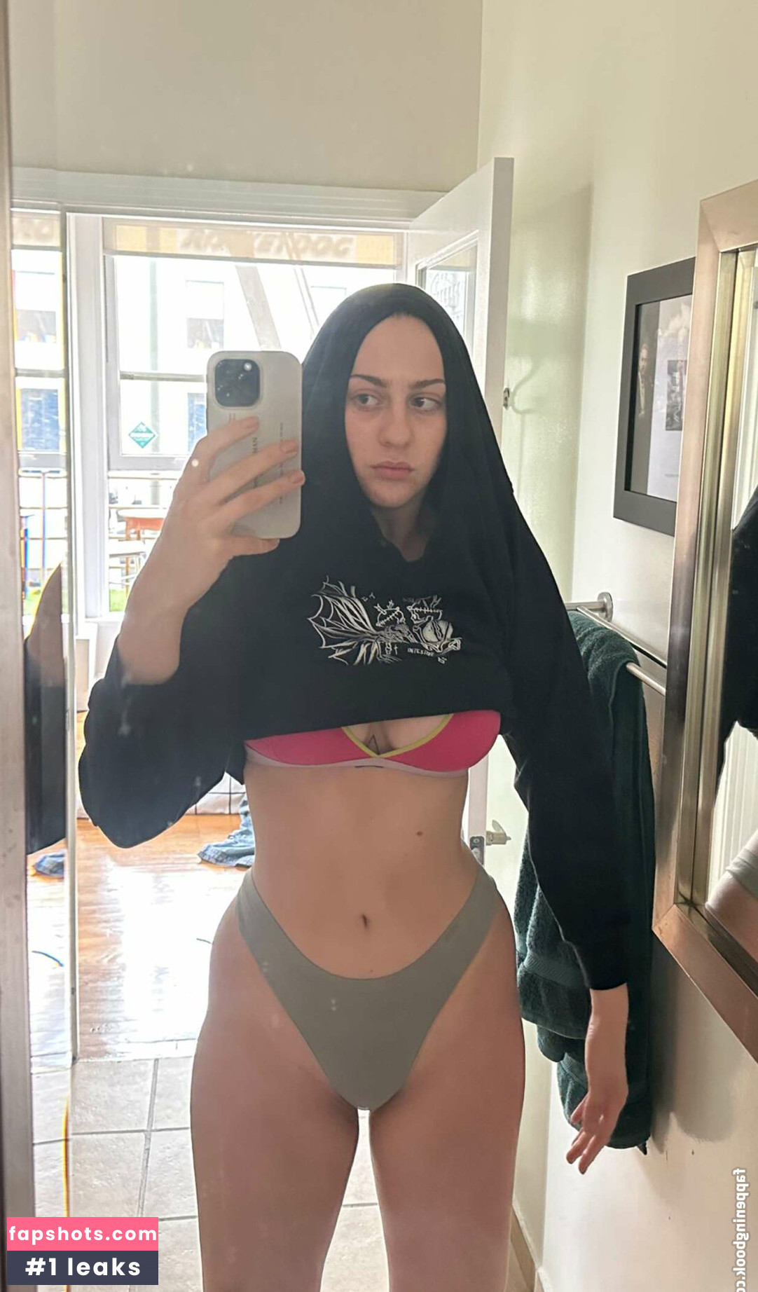 Tati Bruening gallery photo #48