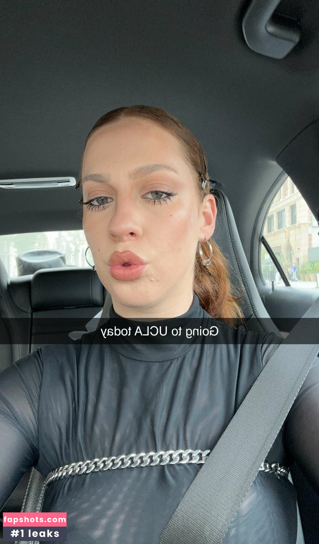 Tati Bruening gallery photo #52