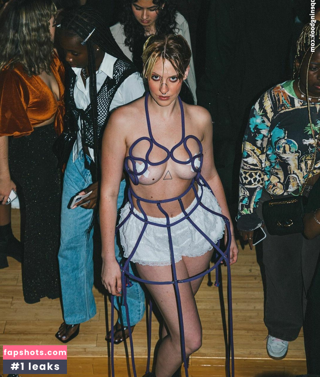 Tati Bruening gallery photo #87