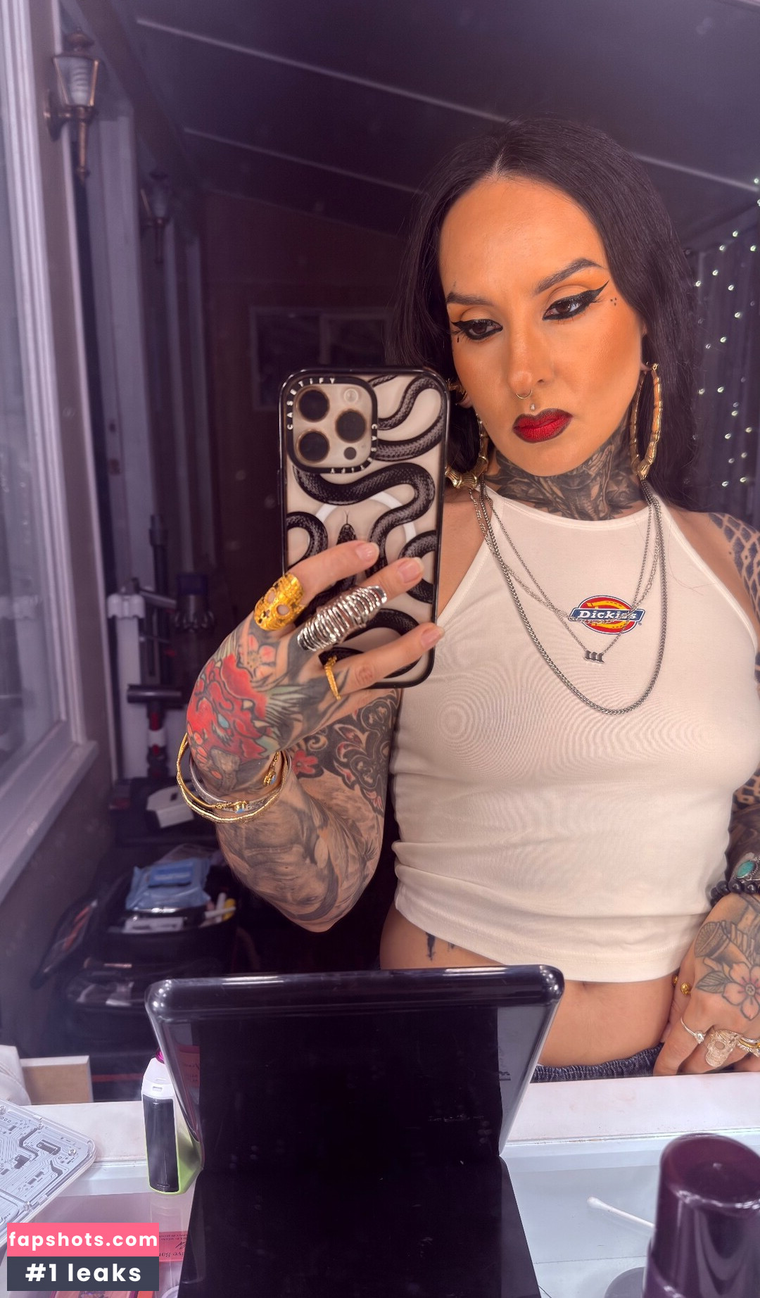 Tatiana Shmayluk gallery photo #2