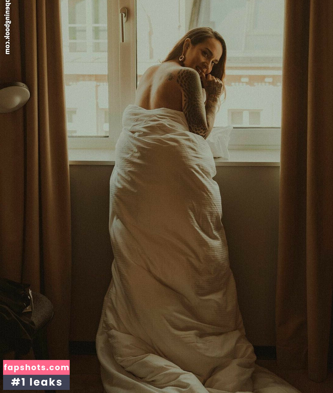 Tatiana Shmayluk gallery photo #23