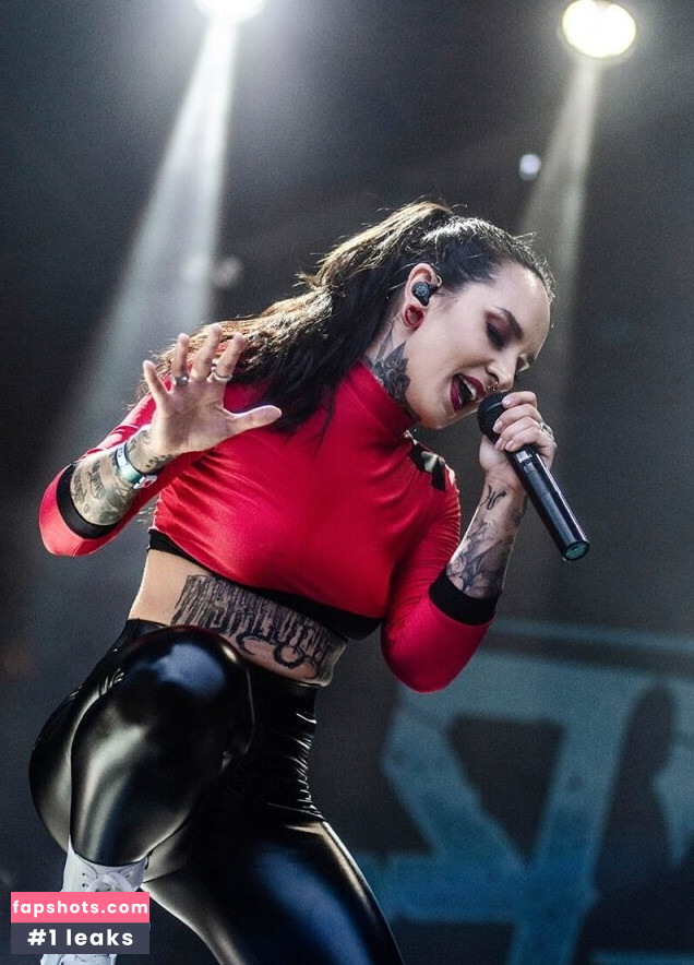 Tatiana Shmayluk gallery photo #28