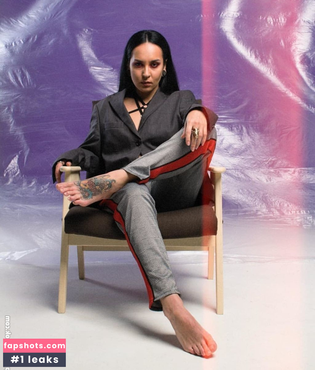 Tatiana Shmayluk gallery photo #35