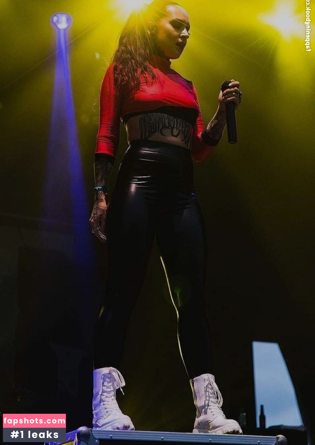 Tatiana Shmayluk gallery photo #36