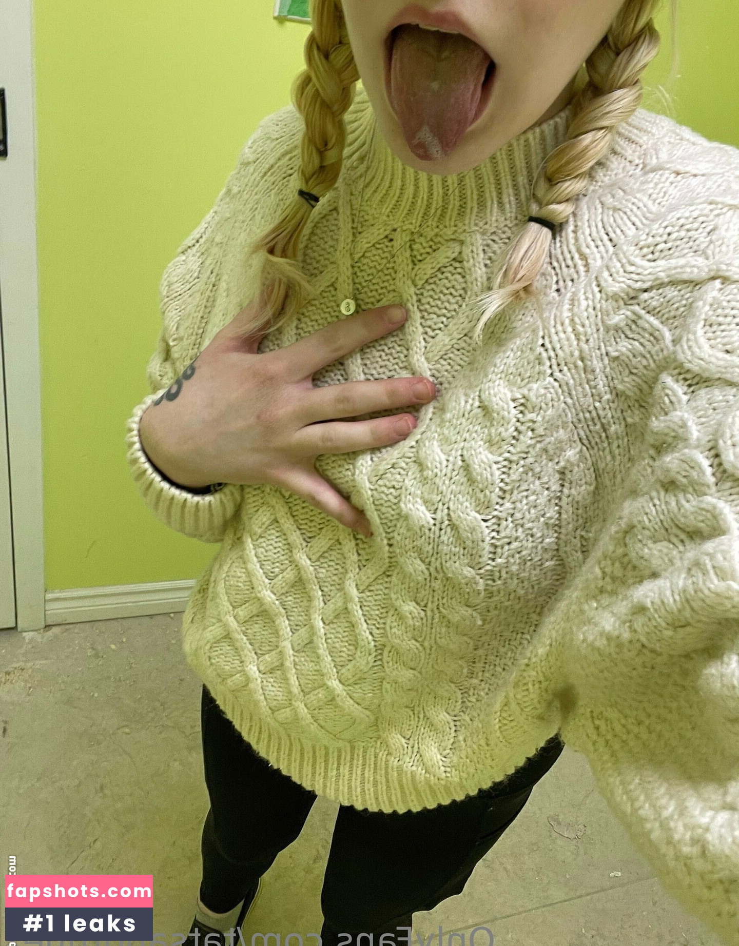 tatsandtunez Nahé úniky fotek pouze od fanoušků #23 - Fapshots