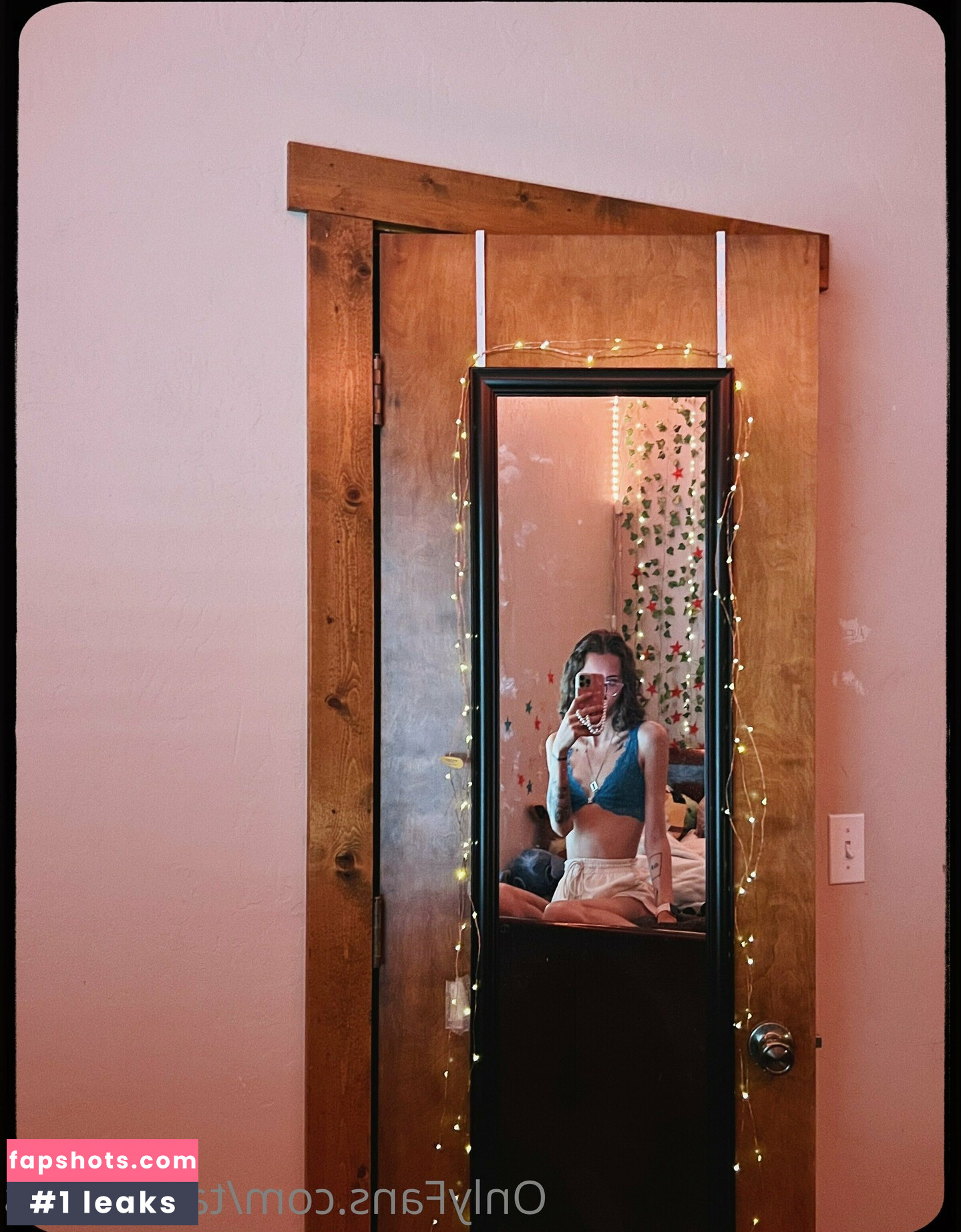 tattoo.kiss Nude Leaks OnlyFans Photos #14 - LeakJerk