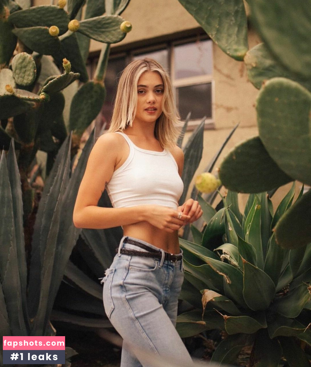 Tatum Dahl gallery photo #14