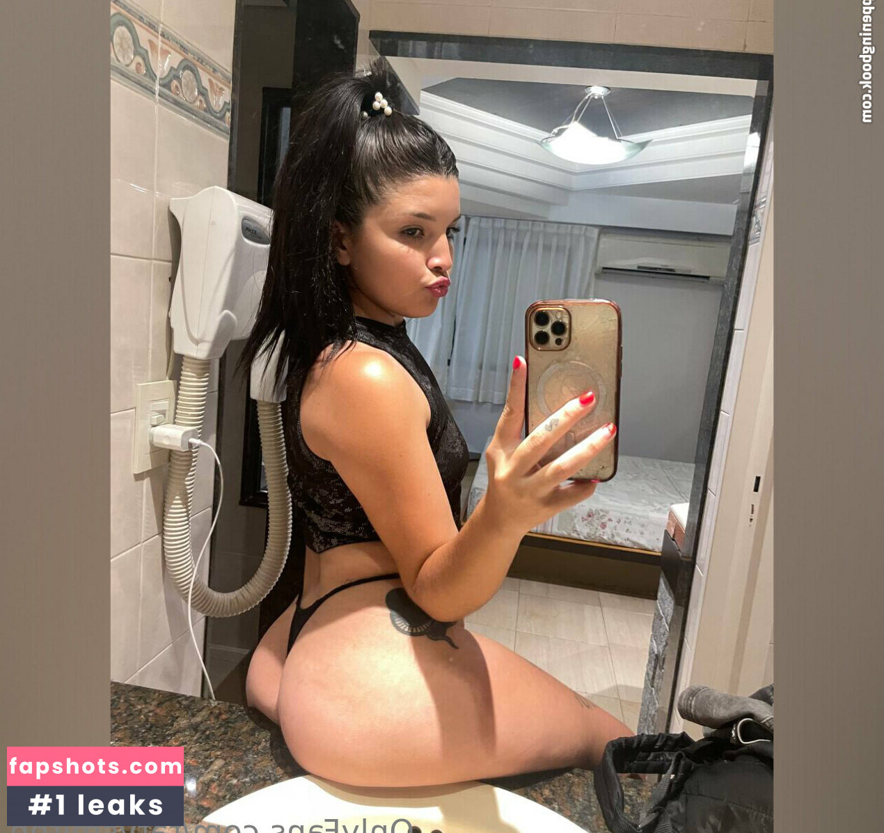 tatysmithh gallery photo #22