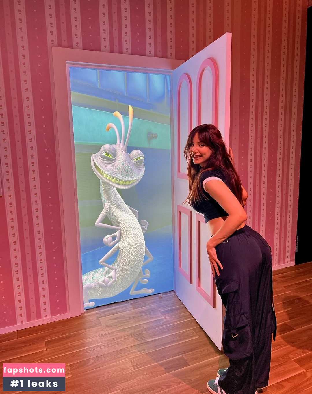 Tawna gallery photo #3