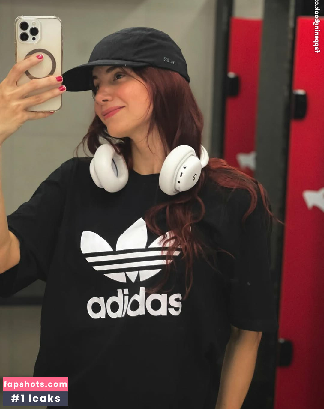 Tawna gallery photo #8