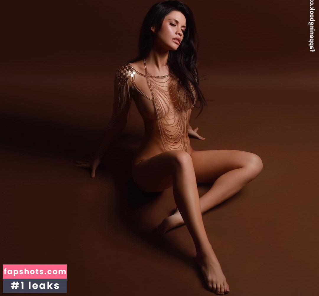 Tawny Jordan gallery photo #102