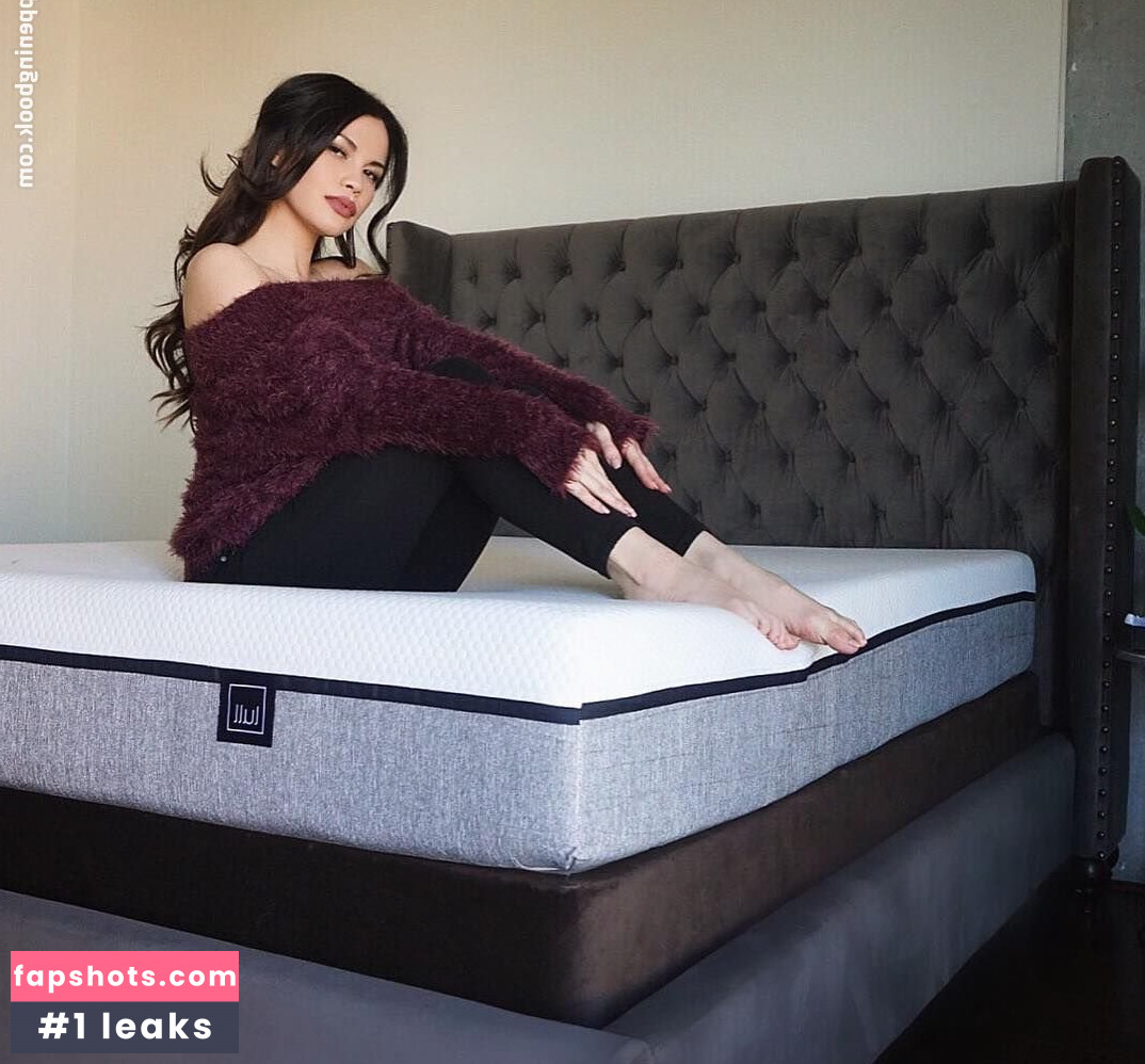 Tawny Jordan gallery photo #126