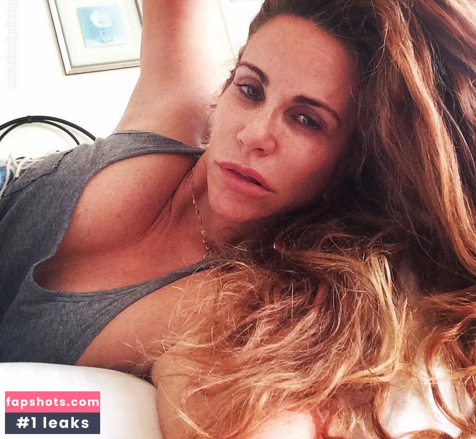 Tawny Kitaen gallery photo #152