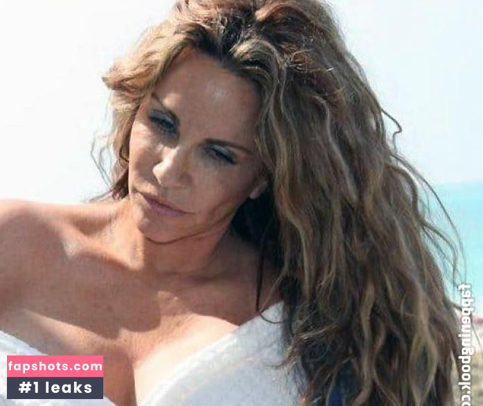 Tawny Kitaen gallery photo #55