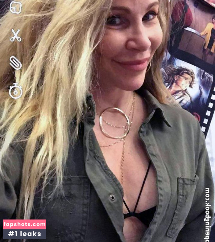 Tawny Kitaen gallery photo #69