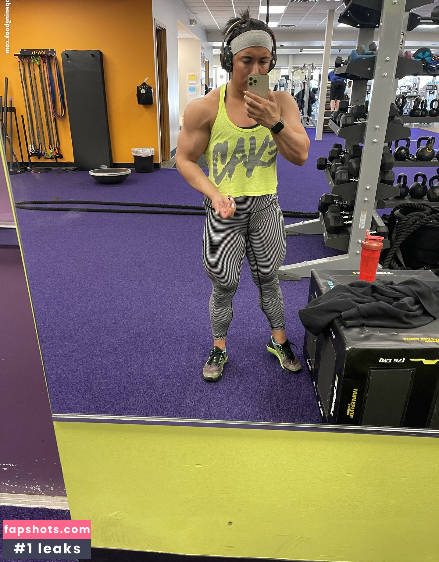 Tay Bae gallery photo #51