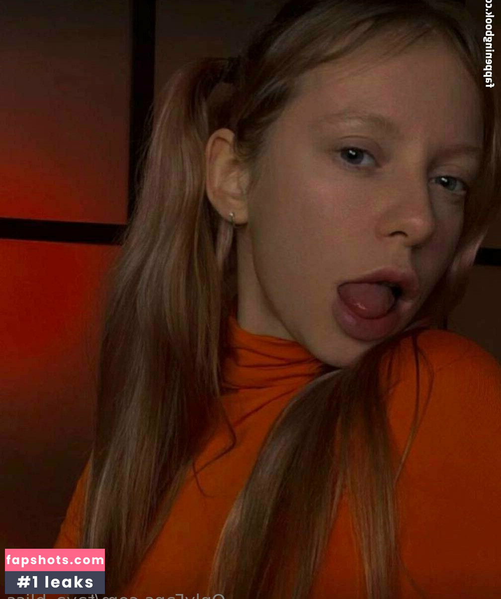 taya_bliss gallery photo #17