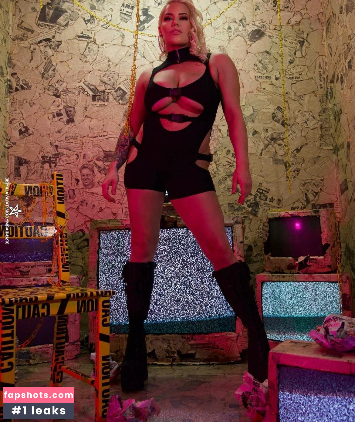 Taya Valkyrie gallery photo #21