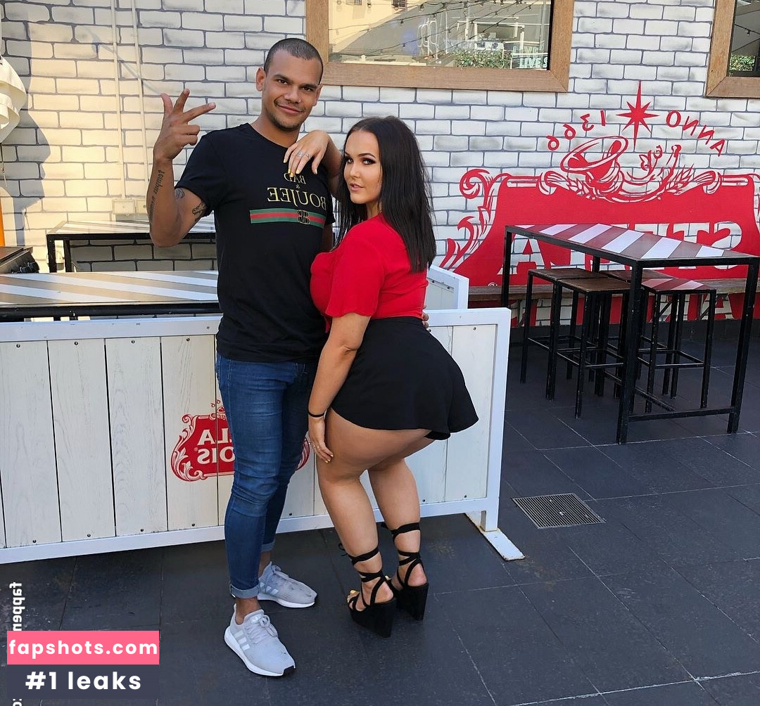 Tayla Cooper gallery photo #35