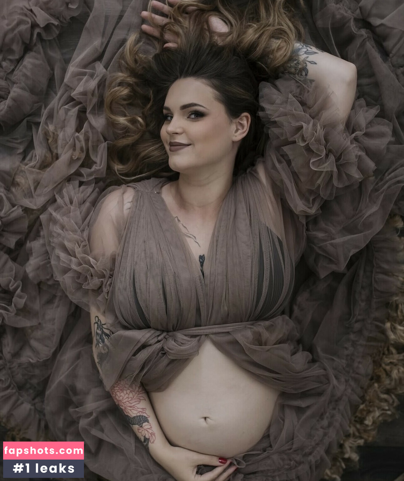 Taylee Wood nude babe gallery