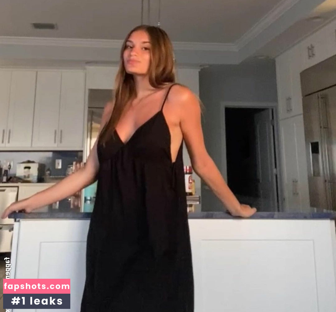 Taylor Brianne gallery photo #9