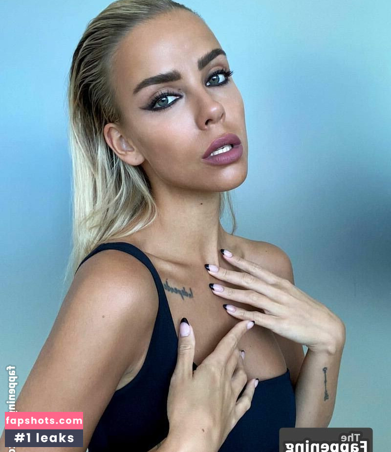 Taylor Brumann gallery photo #53