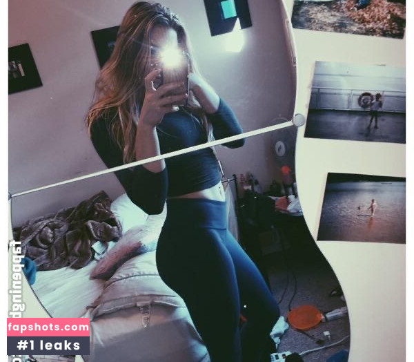 Taylor Flewin gallery photo #120