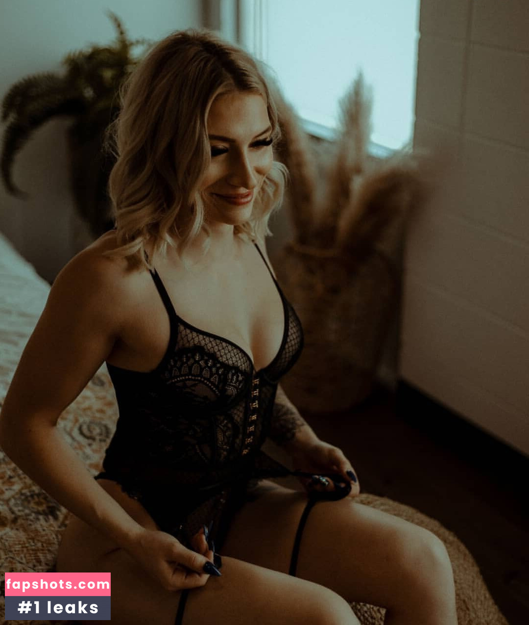 Taylor Flewin gallery photo #23