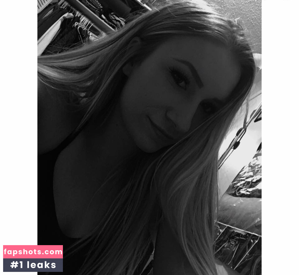 Taylor Flewin gallery photo #80