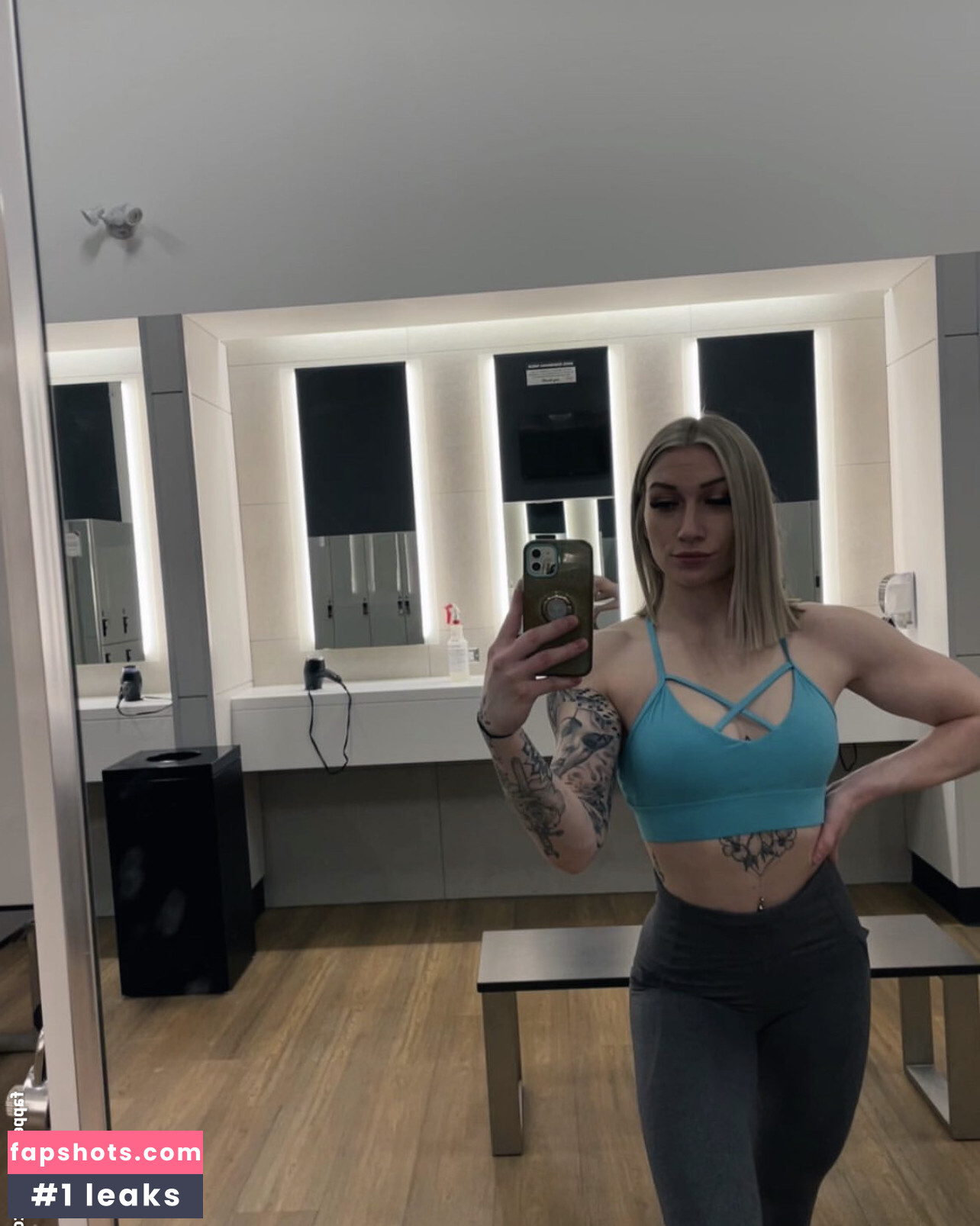 Taylor Flewin gallery photo #83