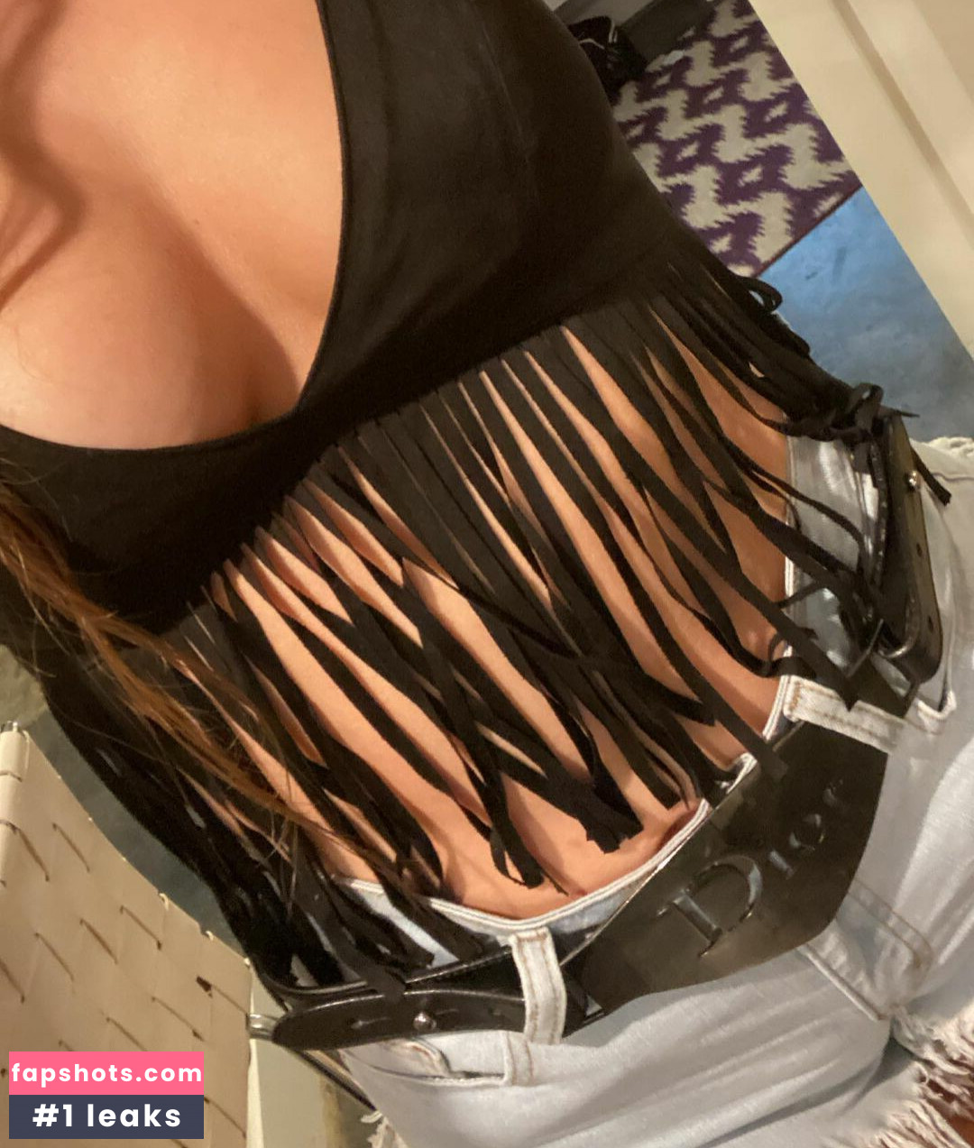 Taylor Hansen gallery photo #35