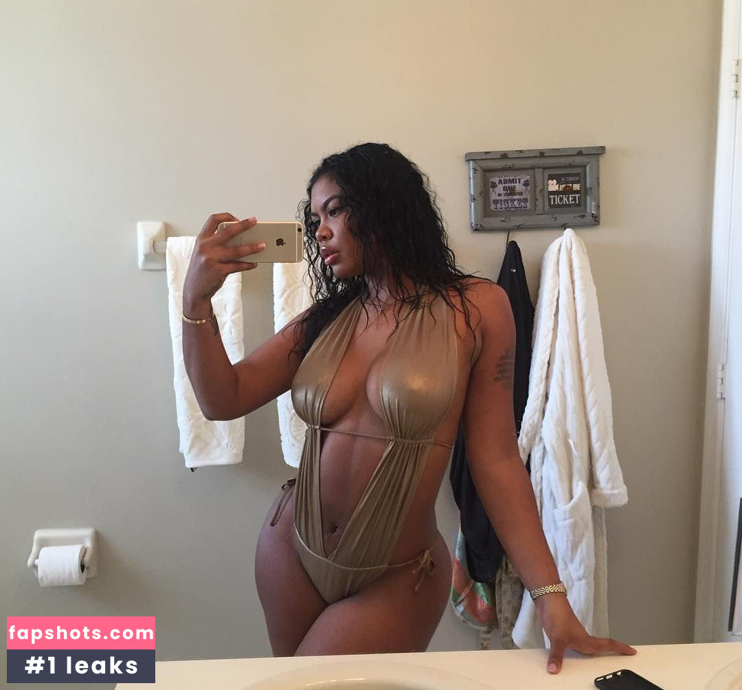 Taylor Hing gallery photo #13