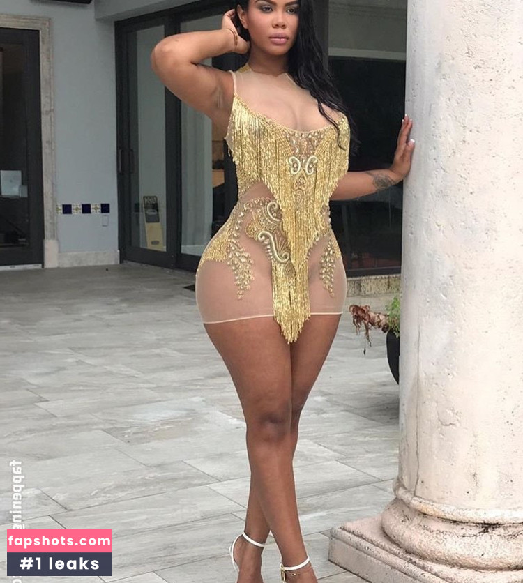 Taylor Hing gallery photo #19