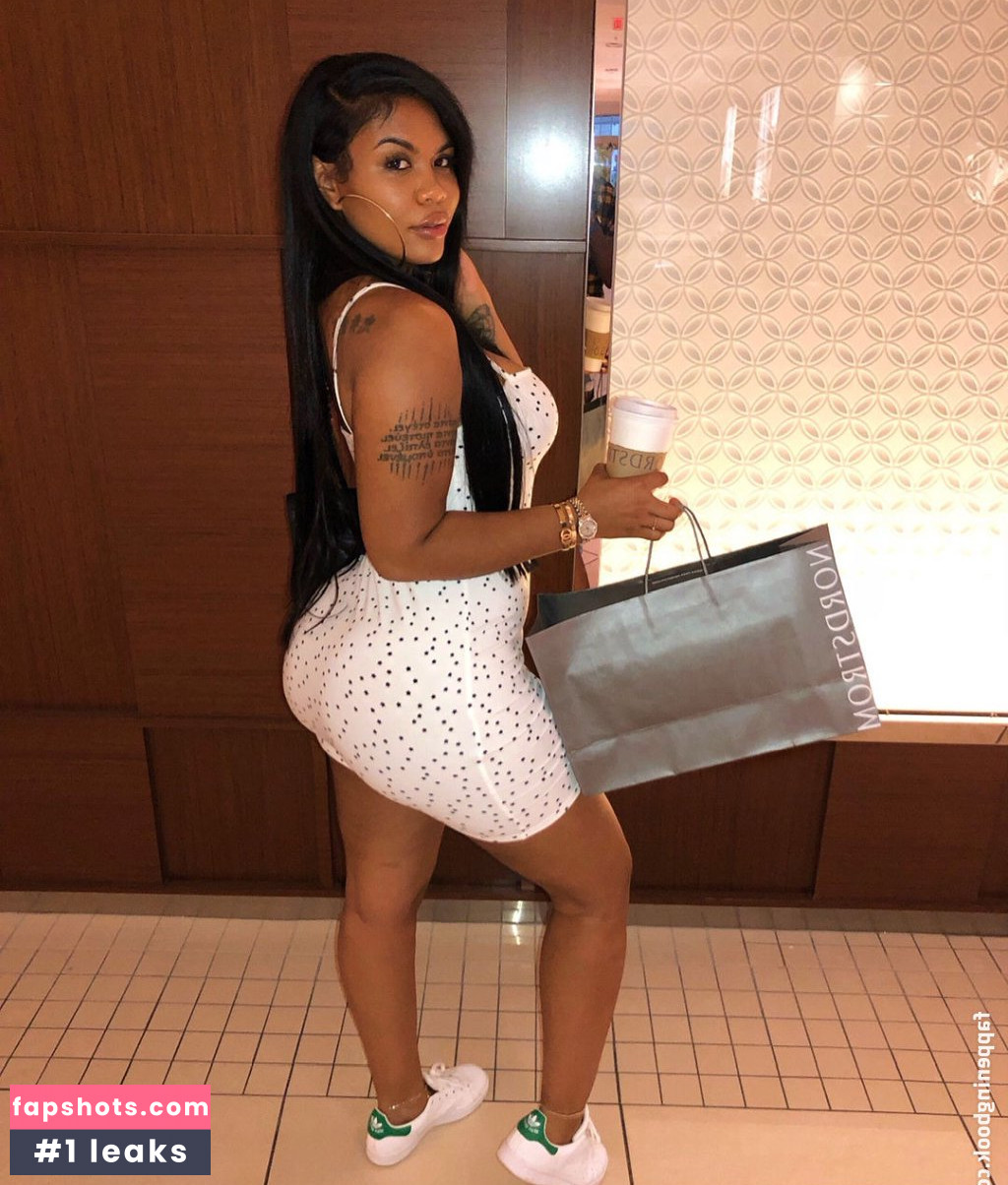 Taylor Hing gallery photo #43