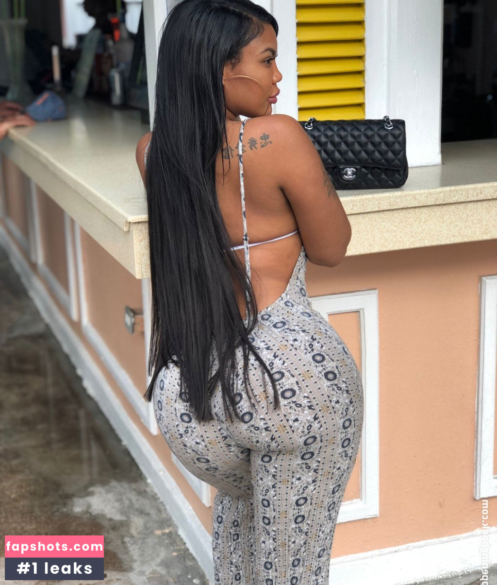 Taylor Hing gallery photo #45