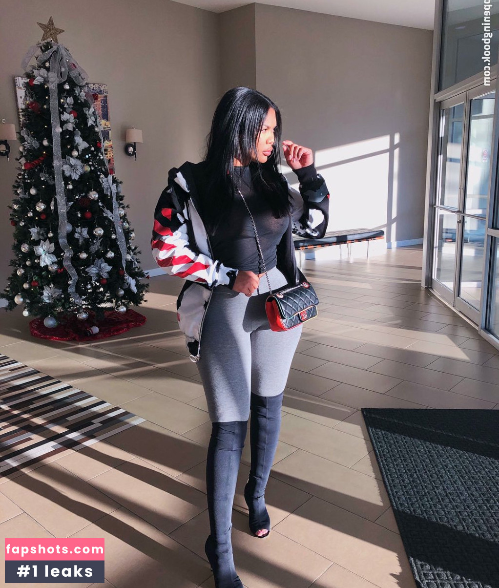 Taylor Hing gallery photo #61