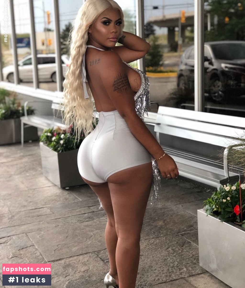 Taylor Hing gallery photo #81