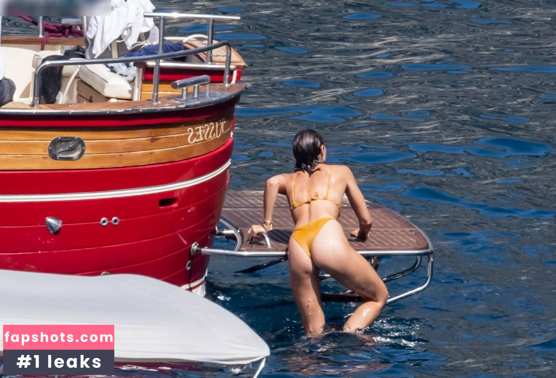 Taylor Marie Hill gallery photo #4