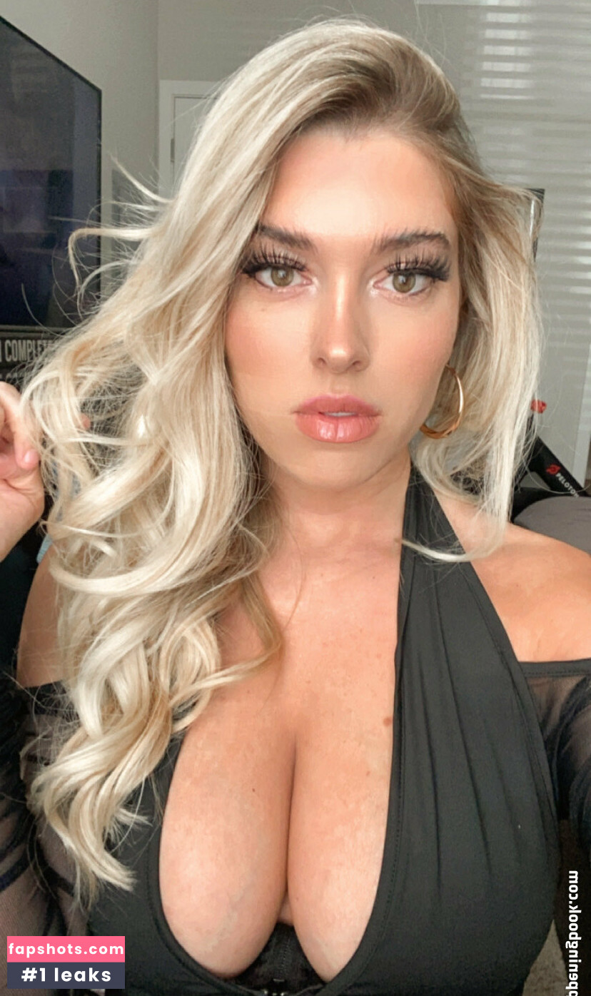 Taylor Mathis Nude Leaks OnlyFans Photos #11 - LeakJerk