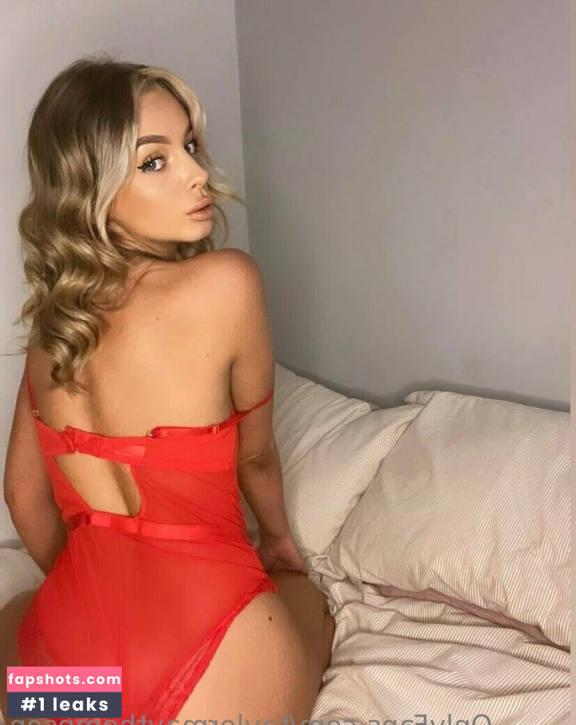 Taylor May Thompson gallery photo #3