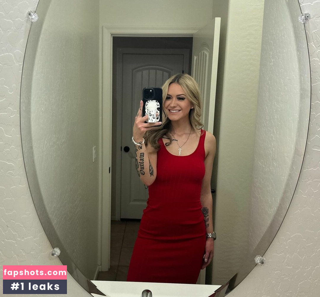 Taylor Murray gallery photo #8