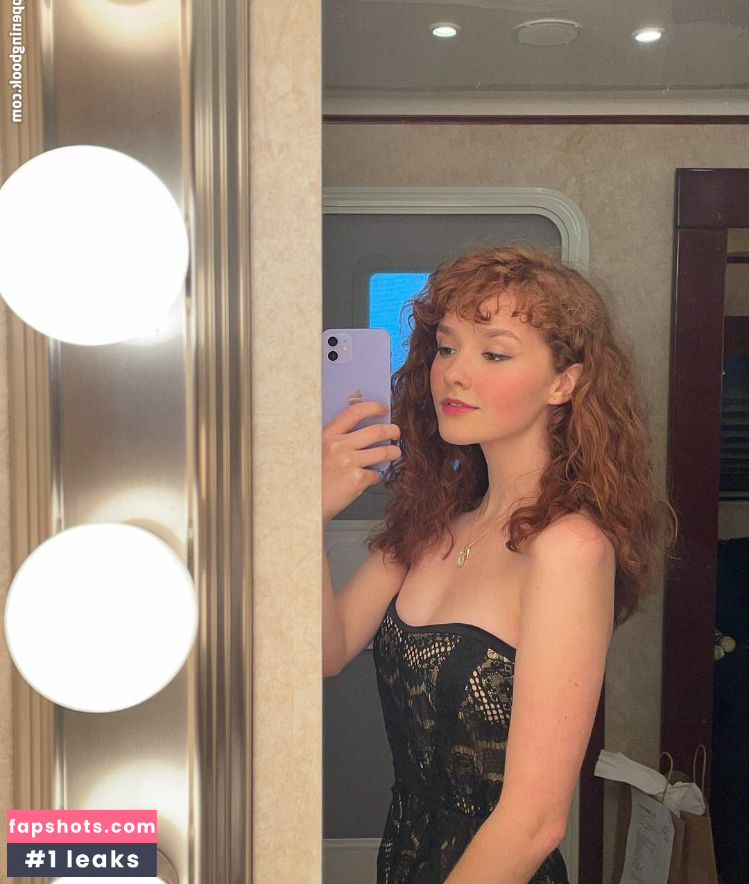 Taylor Richardson gallery photo #31