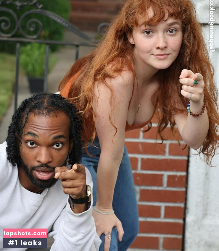 Taylor Richardson gallery photo #35