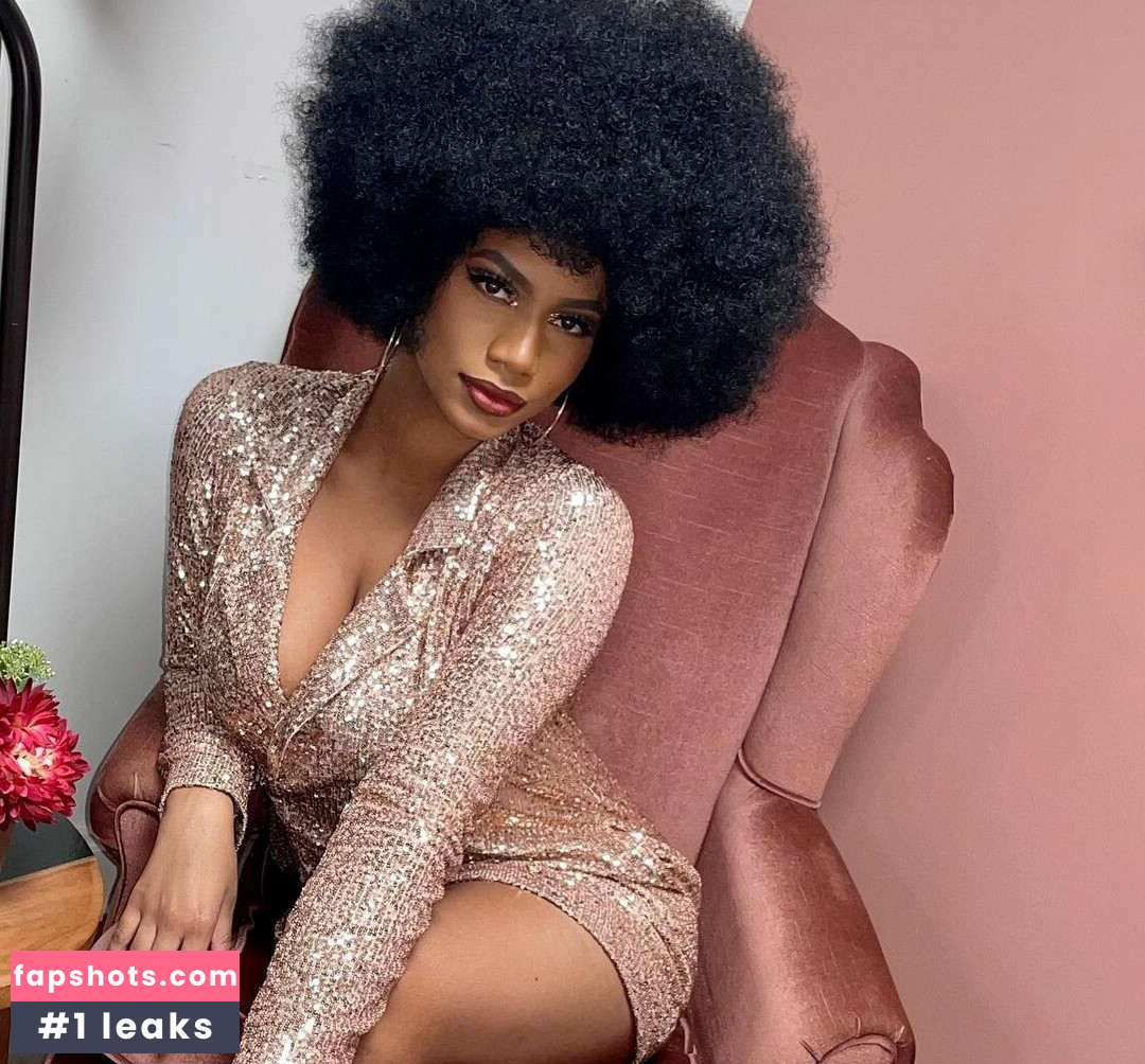 Taylor Rooks gallery photo #45