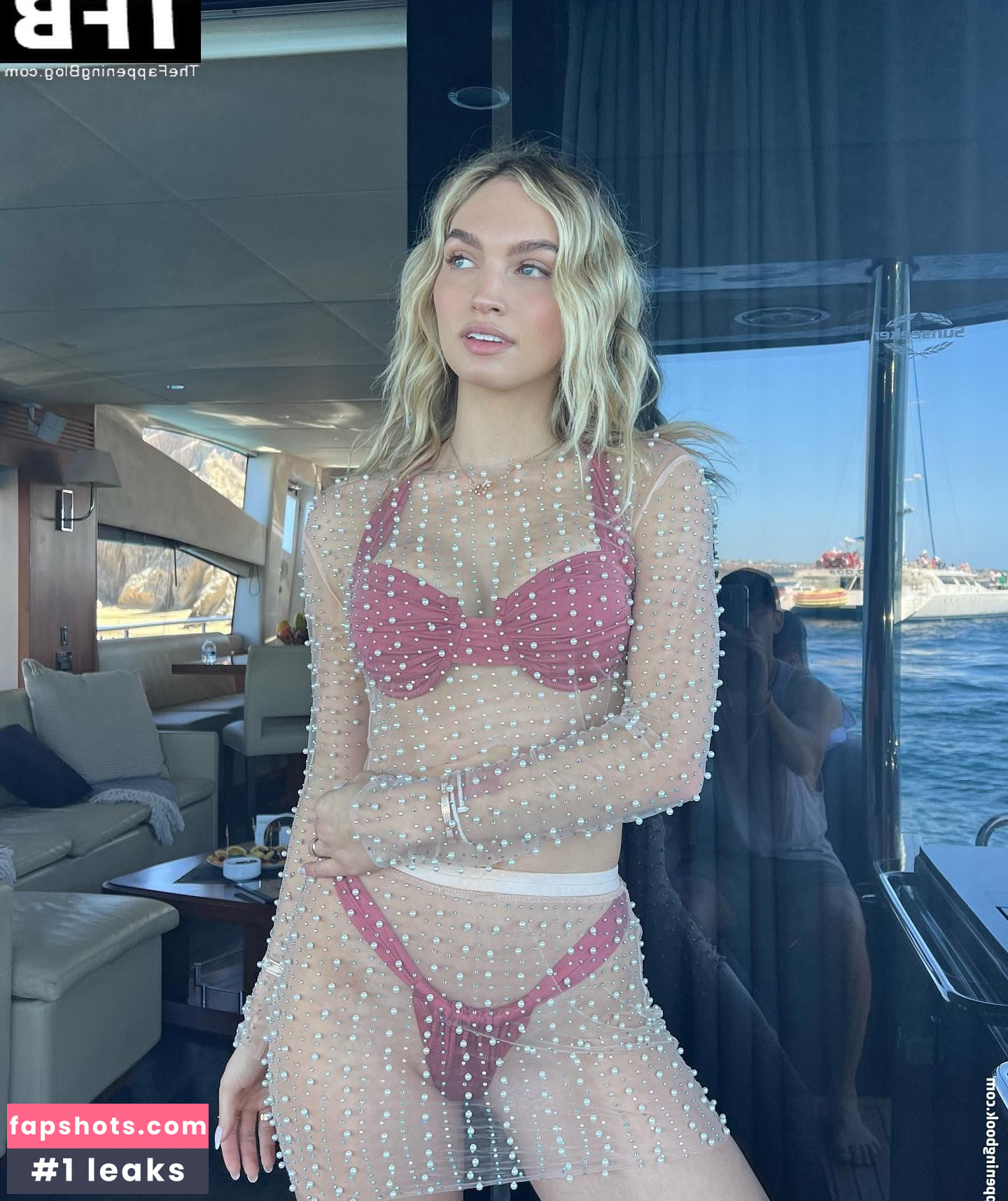 Taylor Sharpe gallery photo #24