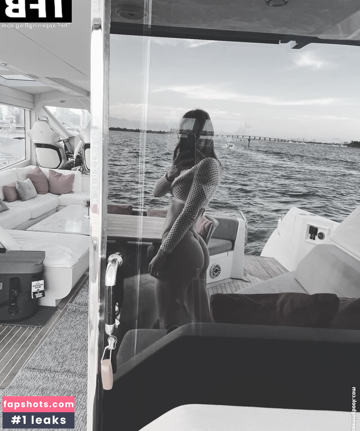 Taylor Sharpe gallery photo #28