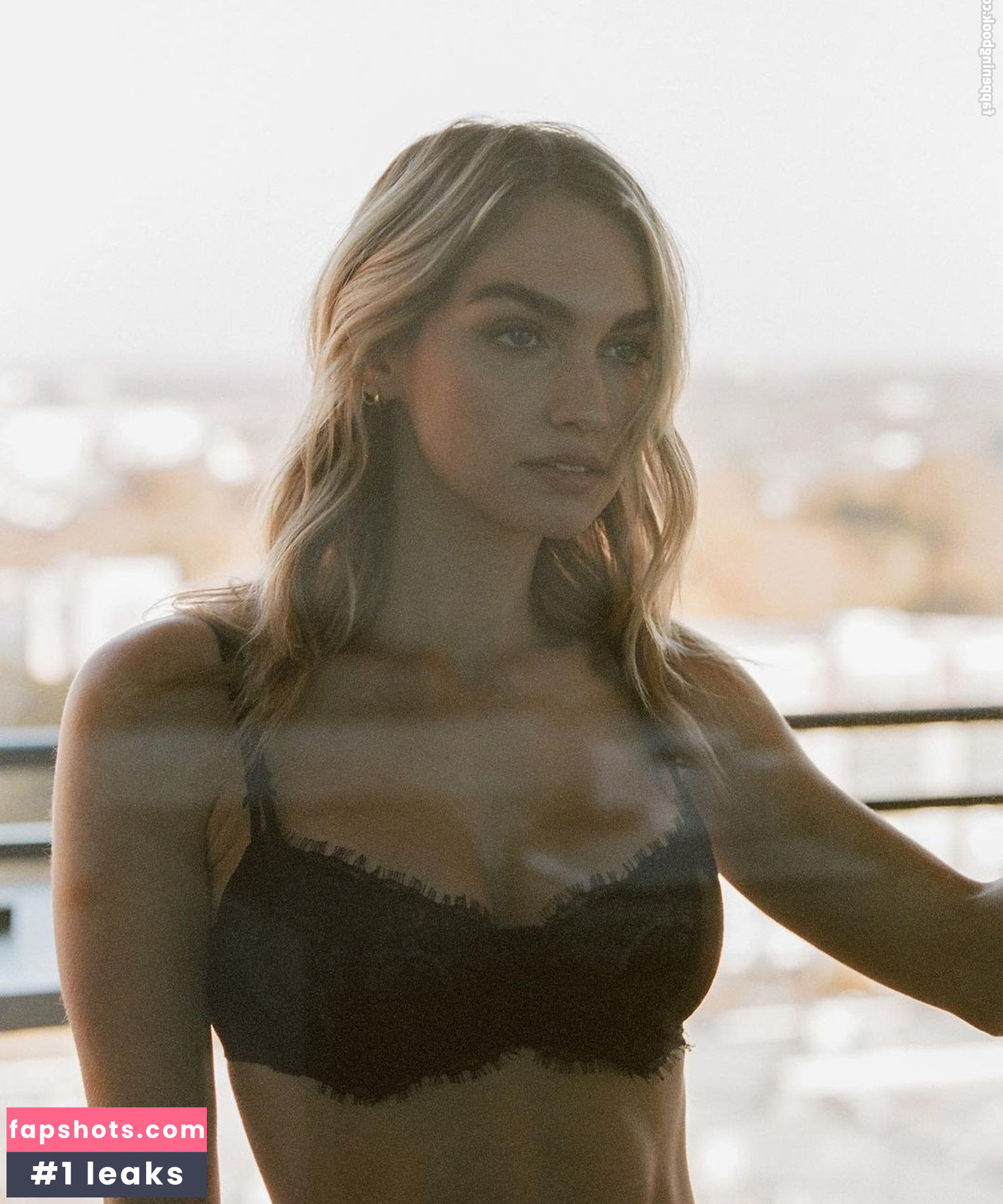 Taylor Sharpe gallery photo #54