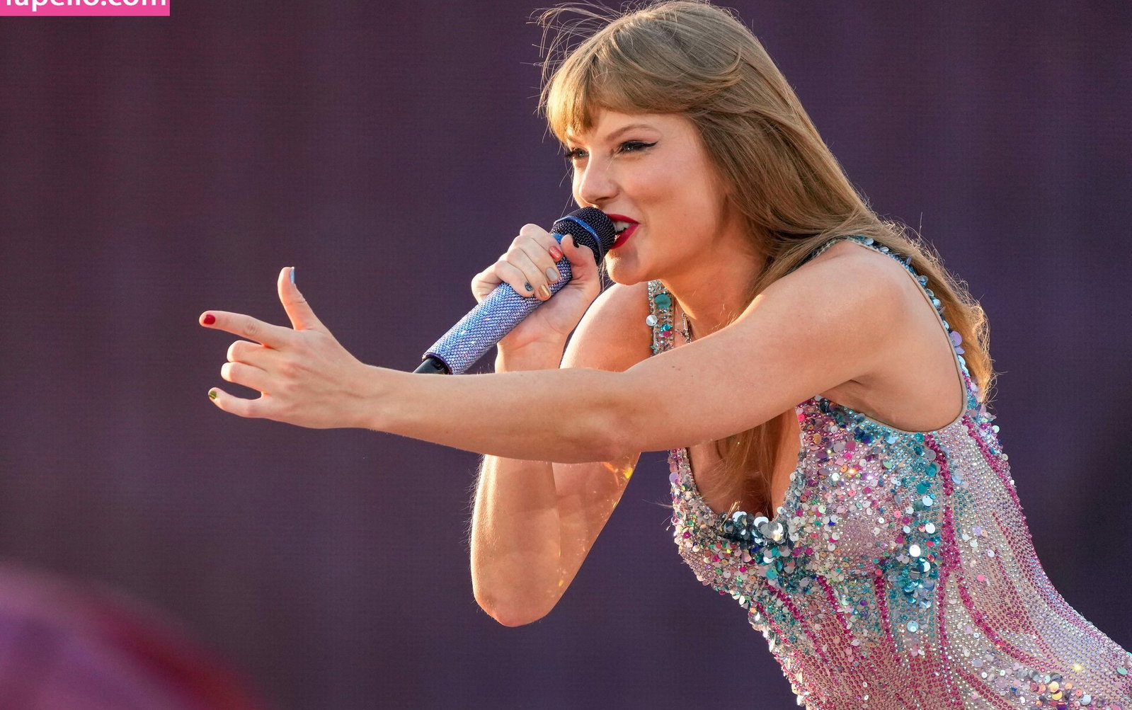 taylor-swift gallery photo #5594