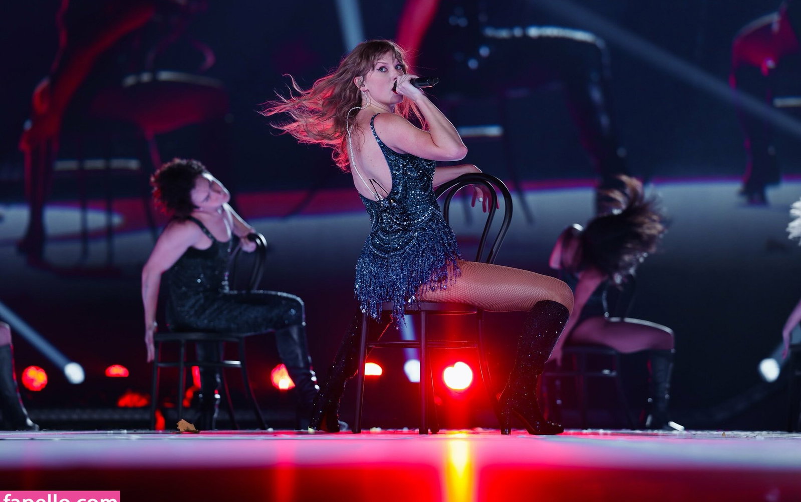taylor-swift gallery photo #5640